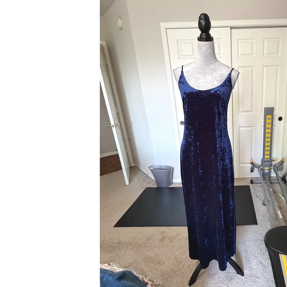Forever‎ 21 Navy Blue Crushed Velvet Maxi Dress Side Slit Spaghetti Strap Large